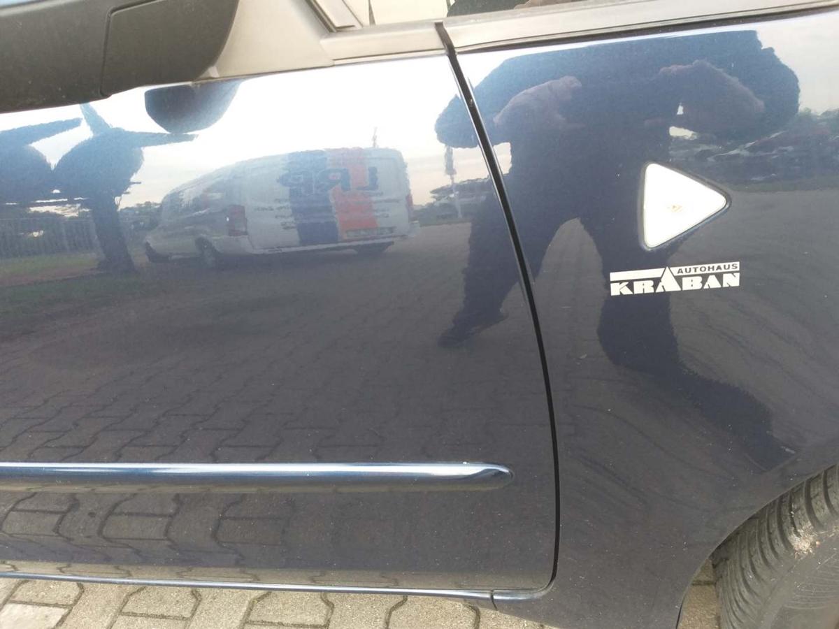 Mitsubishi Colt Z30 original Tür vorn rechts 5-Türer T43 Blau Rohbau Bj.2005
